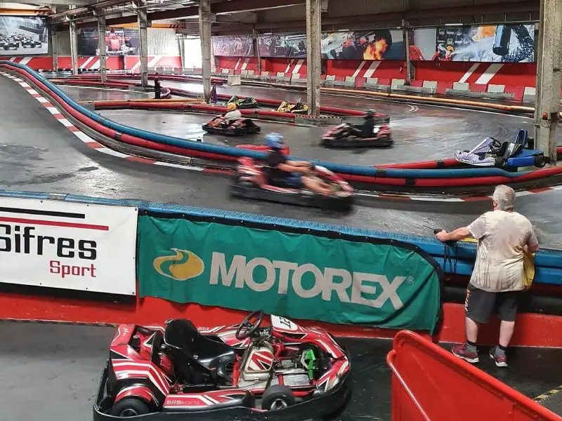 Actividades Scratch Indoor Karting Penedès