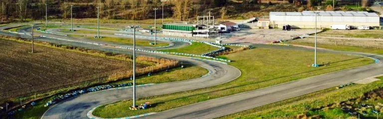 Cabecera Más Que Karting